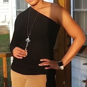 Crystal diamond shaped, tassel necklace